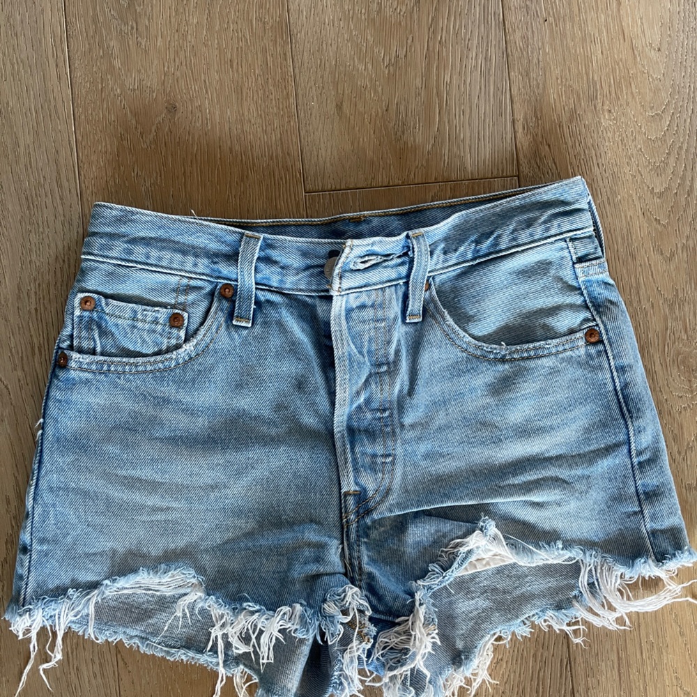 Levi’s shorts